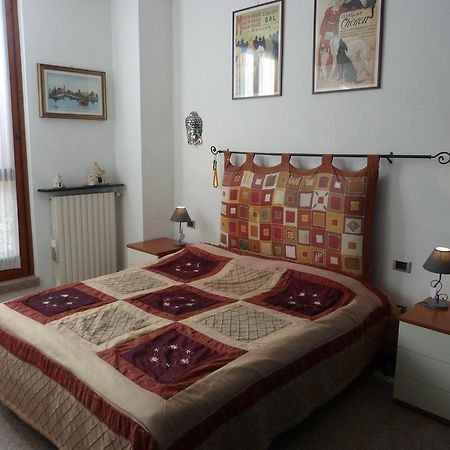Appartamento Lago Maggiore Arona Esterno foto